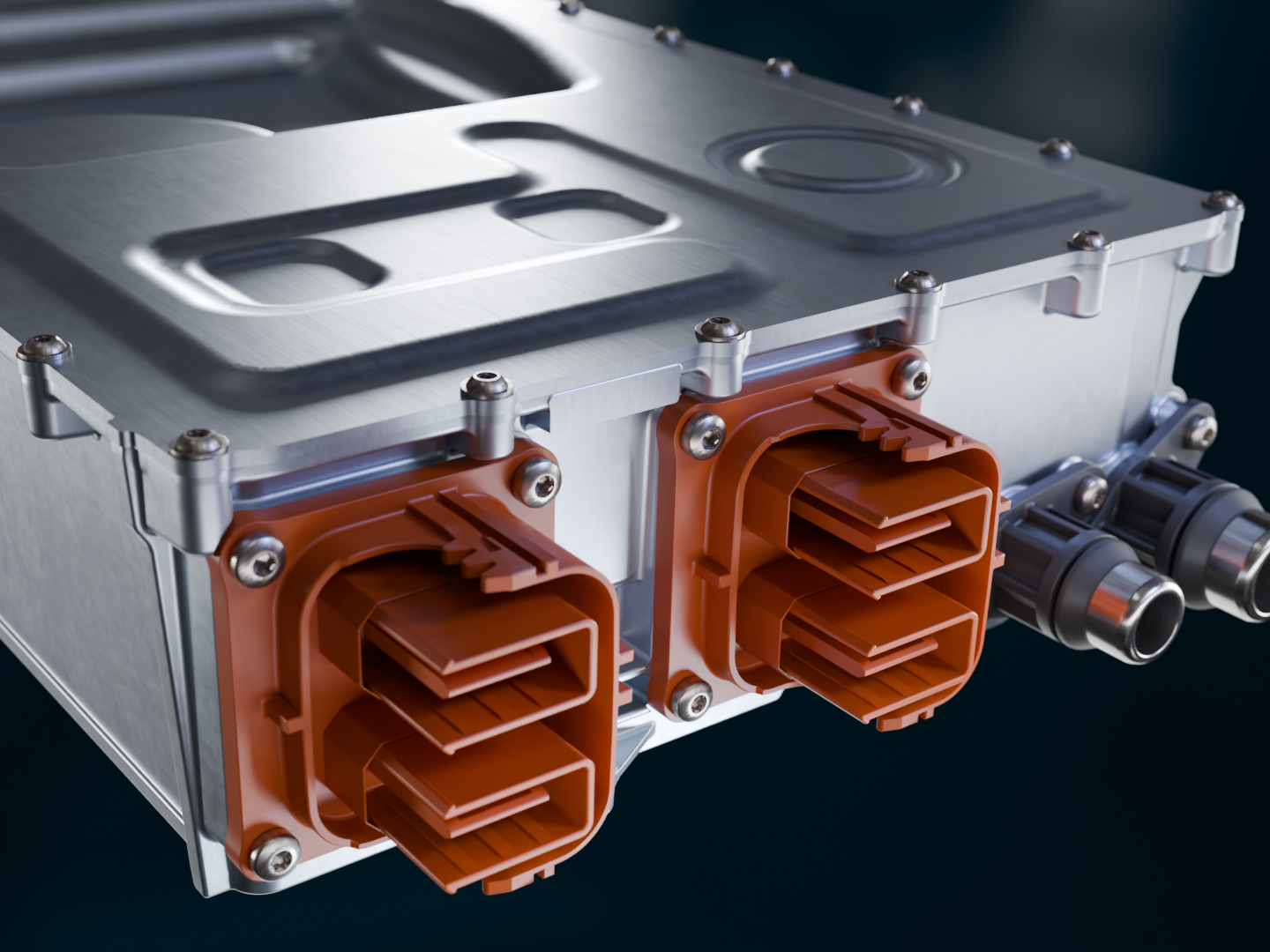 Detail des Silver Atena DC Boost Chargers mit Hochvolt-Schnittstellen und integrierter Leistungselektronik.